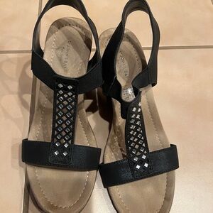 Black Sandals with rhinestone Design